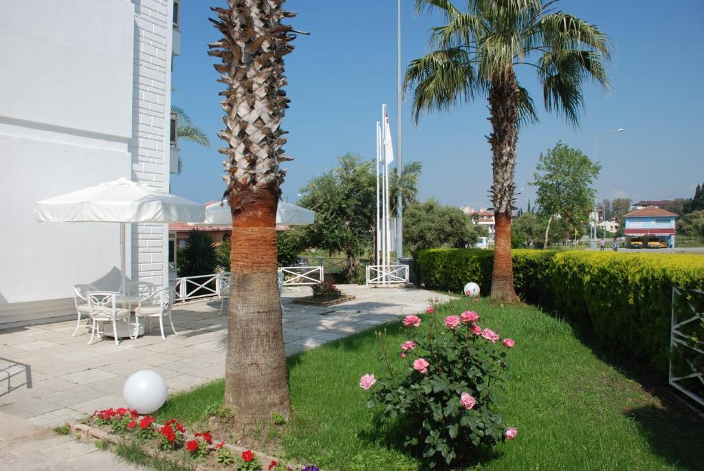 Villa Adora Beach Сиде Екстериор снимка
