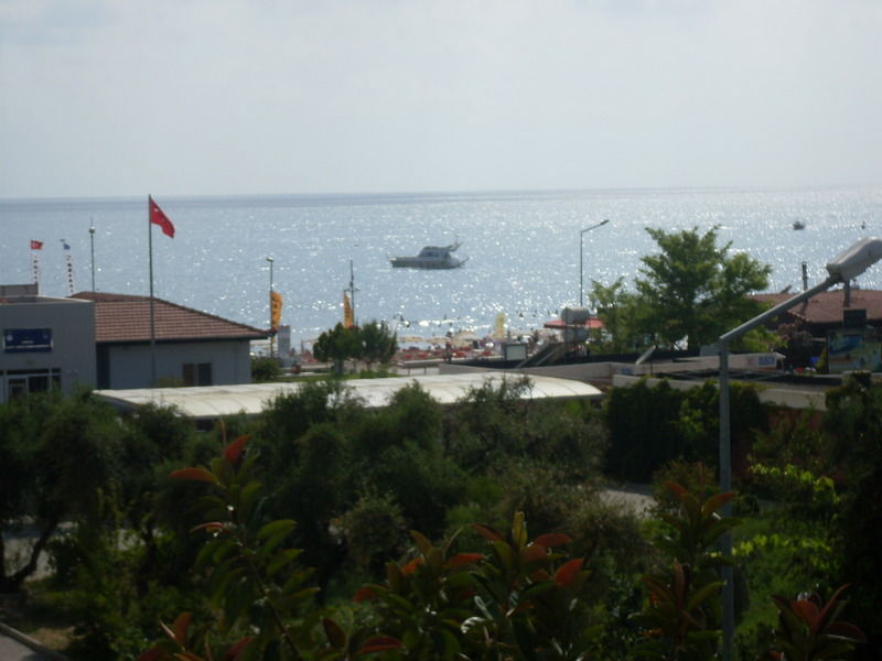 Villa Adora Beach Сиде Екстериор снимка