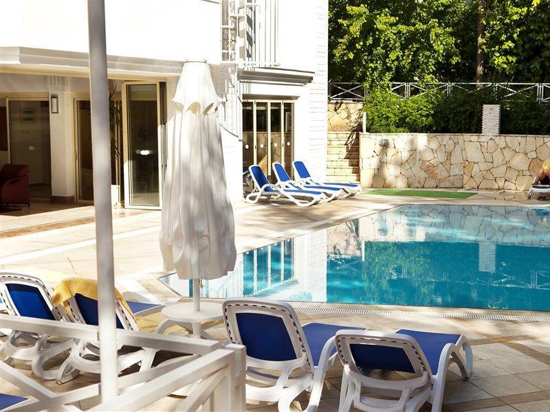 Villa Adora Beach Сиде Екстериор снимка